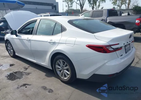 2025 Toyota Camry Le из США, поврежденный, VIN 4T1DAACK9SU188347